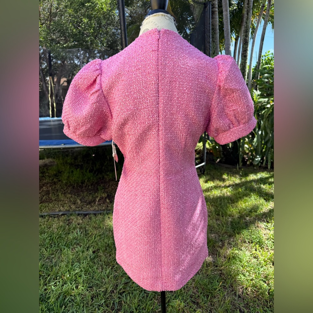Tuckernuck HYACINTH HOUSE
Pink Tweed Kit Mini Dress size M NWT - Picture 10 of 11